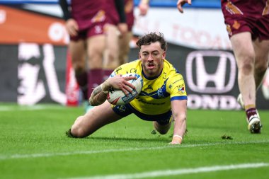 Warrington Wolves 'tan Matty Ashton, 16 Şubat 2025' te John Smith Stadyumu 'nda oynanan 1. Betfred Süper Lig karşılaşmasında Huddersfield Giants ve Warrington Wolves maçına çıkıyor.