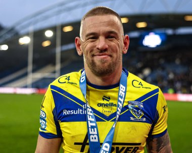 Warrington Wolves takımından Matt Dufty, 16 Şubat 2025 'te John Smith Stadyumu' nda oynanan birinci tur Betfred Süper Lig karşılaşmasında Huddersfield Giants ve Warrington Wolves maçını kazandı.