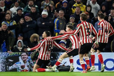 Sunderland 'dan Wilson Isidor, 17 Şubat 2025' te Leeds Road, Leeds, Birleşik Krallık 'ta oynanan Sky Bet Şampiyonası maçında 0-1' lik skorla kazanma golünü kutlamak için süzülüyor.