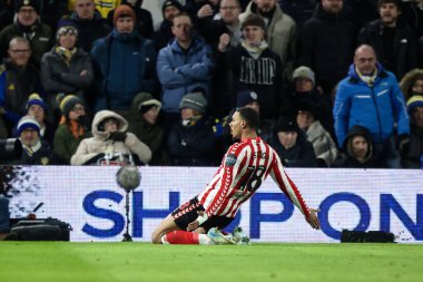Sunderland 'dan Wilson Isidor, 17 Şubat 2025' te Leeds Road, Leeds, Birleşik Krallık 'ta oynanan Sky Bet Şampiyonası maçında 0-1' lik skorla kazanma golünü kutlamak için süzülüyor.
