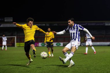 West Bromwich Albion takımından Gianluca Frabotta, Premier League 2 U21 'den Wolverhampton Wanderers U21' e karşı West Bromwich Albion U21 'de 17 Şubat 2025' te Aggborough Stadyumu, Kidderminster, Birleşik Krallık 'ta top sürüyor.
