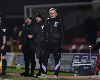Richard Beale, Premier League 2 U21 'den Wolverhampton Wanderers U21-West Bromwich Albion U21' in 17 Şubat 2025 'te Aggborough Stadyumu, Kidderminster, İngiltere teknik direktörü.