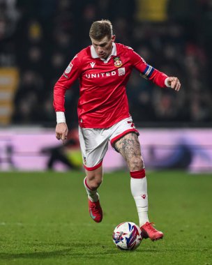 Wrexham takımından James McClean 18 Şubat 2025 'te Wrexham, SToK Cae Ras, Wrexham, İngiltere' de Leyton Orient 'e karşı oynadığı 1.