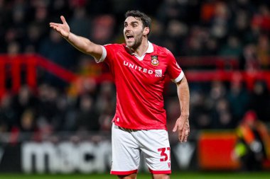 Wrexham 'dan Matthew James takımına Wrexham - Leyton Orient maçı sırasında Wrexham - SToK Cae Ras, Wrexham, İngiltere, 18 Şubat 2025