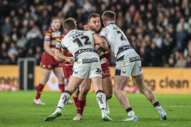Wigan Warriors takımından Kaide Ellis, Hull FC 'den Jordan Lane ve Hull FC' den Will Gardiner tarafından oynanan Betfred Süper Lig 2. Raundu karşılaşmasında yenildi.