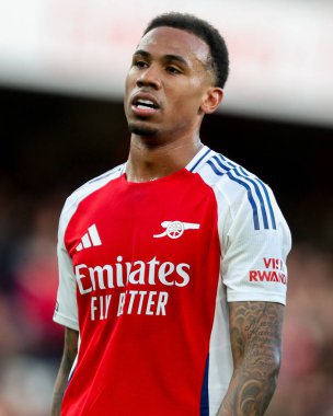 Arsenal 'den Gabriel 22 Şubat 2025' te Birleşik Krallık 'taki Emirates Stadyumu' nda oynanan Premier League karşılaşmasında tepki gösterdi.