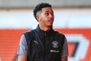 Blackpool 'dan Jordan Lawrence-Gabriel, 21 Şubat 2025' te Bloomfield Road, Blackpool, Birleşik Krallık 'ta oynanan Blackpool-Crawley Town maçından önce geldi.