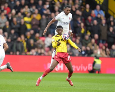 Watford 'lu Mamadou Doumbia, 23 Şubat 2025' te Watford-Luton Town maçında topu yere serdi.