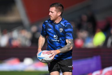 Salford Red Devils 'den Marc Sneyd, maç öncesi ısınma maçında Salford Red Devils - Leeds Rhinos maçı öncesinde 22 Şubat 2025' te Salford Community Stadyumu, Eccles, İngiltere 'de oynanacak.