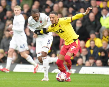 Watford 'dan Thomas Ince, Luton Town' dan Amari 'i Bell' i 23 Şubat 2025 'te Watford-Luton Town maçında durdurdu.