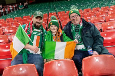 İrlanda taraftarları, 2025 Guinness 6 Milletler Kupası öncesinde İngiltere 'nin Cardiff kentindeki Principality Stadyumu' nda Galler - İrlanda maçı, 22 Şubat 2025
