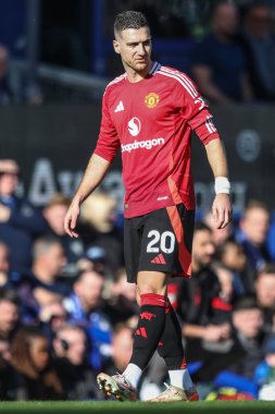 Manchester United takımından Diogo Dalot Premier League maçında Everton, Manchester United 'a karşı Goodison Park, Liverpool, Birleşik Krallık' ta 22 Şubat 2025