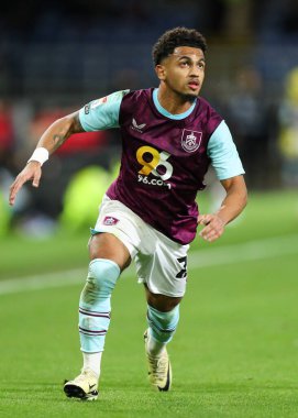 Burnley takımından Marcus Edwards, Burnley ile Sheffield maçında 21 Şubat 2025 'te oynanan Turf Moor, Burnley, İngiltere maçında.