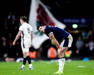 İskoçyalı kederli Blair Kinghorn, 2025 Guinness maçında İngiltere 'ye kaybettikten sonra 6 milletin İskoçya' ya karşı Allianz Stadyumu, Twickenham, Birleşik Krallık, 22 Şubat 2025