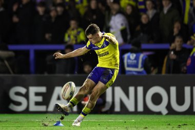 Warrington Wolves 'tan Josh Thewlis, 21 Şubat 2025' te İngiltere 'nin Warrington Stadyumu' nda oynanan Warrington Wolves ve Catalans Dragons maçında bir gol için dönüştürüldü.