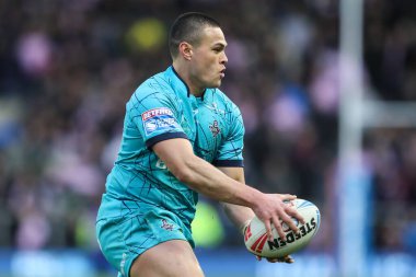 Huddersfield Giants takımının Tui Lolohea 'sı Betfred Süper Lig 2. Raundunda Leigh Leopards' a karşı Huddersfield Giants maçı sırasında Leigh Spor Köyü, Leigh, İngiltere, 23 Şubat 2025 'te oynanacak.