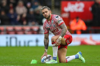 Leigh Leopards takımından Gaz O 'Brien, 23 Şubat 2025' te Leigh Spor Köyü, Leigh, İngiltere 'de oynanan Leigh Leopards - Huddersfield Giants maçında penaltı atışına hazırlanıyor.