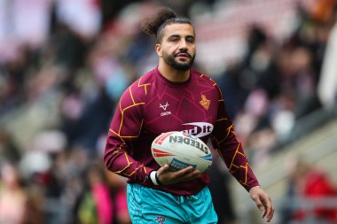 Huddersfield Giants takımından Ashton Golding, Betfred Süper Lig karşılaşmasının 2. raundunda Leigh Leopards, Huddersfield Giants 'a karşı Leigh Spor Köyü, Leigh, Birleşik Krallık' ta 23 Şubat 2025 'te oynanan karşılaşma öncesi ısınma öncesinde