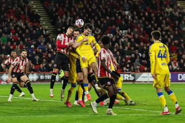 Sheffield United takımından Harry Clarke, 24 Şubat 2025 'te Bramall Lane, Sheffield, İngiltere' de oynanan Sheffield United - Leeds United maçında köşeden çekildi.