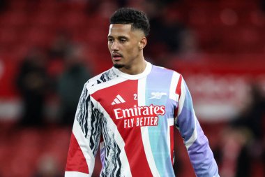 İngiltere 'nin Nottingham şehrinde oynanan Premier Lig maçında Arsenal' den William Sthe ısınma turunda Nottingham Forest, Arsenal 'e karşı 26 Şubat 2025