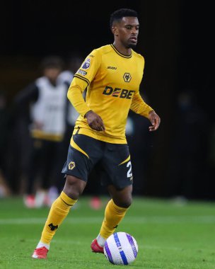 Wolverhampton Wanderers 'dan Nlson Semedo Premier League maçında Wolverhampton Wanderers Fulham' a karşı Molineux, Wolverhampton, Birleşik Krallık, 25 Şubat 2025