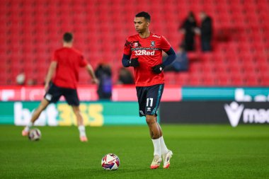 Middlesbrough 'dan Morgan Whittaker maç öncesi ısınma maçında Stoke City, Middlesbrough' a karşı Bet365 Stadyumu, Stoke-on-Trent, Birleşik Krallık, 25 Şubat 2025
