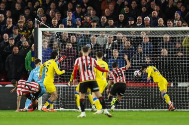 Leeds United takımından Ilia Gruev 24 Şubat 2025 'te Bramall Lane, Sheffield, İngiltere' de oynanan Hava İddia Şampiyonası maçında kendi gol çizgisini geçti.