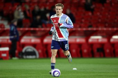 Arsenal 'den Martin degaard Premier League maçı sırasında Nottingham Forest' a karşı Arsenal City Ground, Nottingham, İngiltere 'de 26 Şubat 2025' te oynanan ısınma maçında
