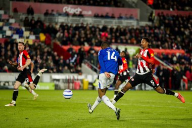 Everton 'dan Beto, Premier Lig karşılaşmasında Brentford Everton' a karşı Gtech Community Stadyumu, Londra, Birleşik Krallık 'ta 26 Şubat 2025' te karşılaşır.