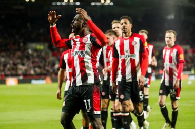 Brentford 'dan Yoane Wissa, Premier League maçı Brentford Everton' a karşı 26 Şubat 2025 'te Londra' daki Gtech Community Stadyumu 'nda 1-0 kazanma hedefini kutluyor.