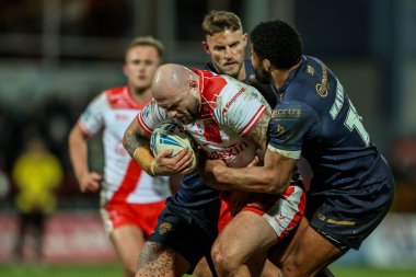 Hull KR 'dan Sam Luckley, 27 Şubat 2025' te İngiltere 'nin Hull kentindeki Sewell Group Craven Park' ta oynanan Betfred Süper Lig 3. Hull KR-Salford Red Devils karşılaşmasında Salford Red Devils 'in Kallum Watkins' i yendi.