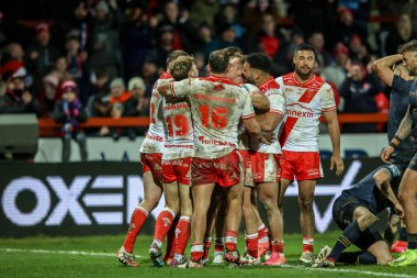Hull KR 'dan Jez Litten, 27 Şubat 2025' te İngiltere 'nin Hull kenti Kingston' da Sewell Group Craven Park 'ta oynanan Betfred Süper Lig 3. Hull KR-Salford Red Devils karşılaşmasında denemesini kutluyor.