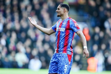 Kristal Saray 'dan Maxence Lacroix, 1 Mart 2025 tarihinde İngiltere' nin Londra kenti Selhurst Park 'ta oynanan 5.