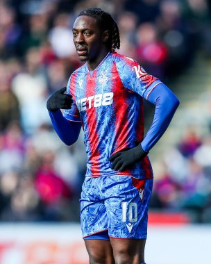 Kristal Saray 'dan Eberechi Eze, 1 Mart 2025' te İngiltere 'nin Selhurst Park kentinde oynanan 5.