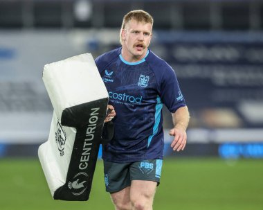 Hull FC 'den Brad Fash, Betfred Süper Lig 3. Raundda John Smith Stadyumu' nda Huddersfield Giants 'a karşı Hull FC karşılaşmasında ısınma turunda, 28 Şubat 2025
