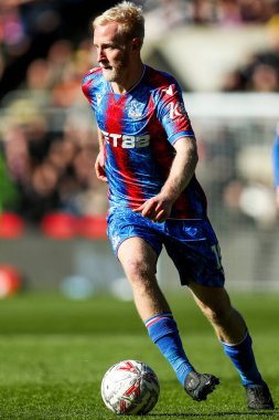 Kristal Saray 'dan Will Hughes, 1 Mart 2025 tarihinde İngiltere' nin Londra kenti Selhurst Park 'ta oynanan 5.