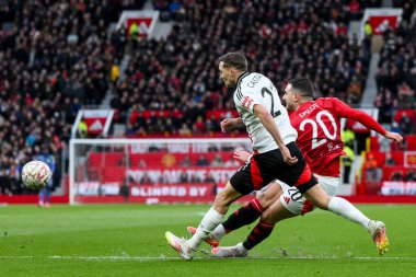 Manchester United takımından Diogo Dalot, Birleşik Krallık 'ın Old Trafford kentinde oynanan 5. Raund Manchester United ile Fulham maçında 2 Mart 2025' te atış yaptı.
