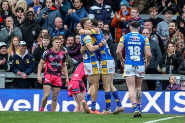 Leeds Rhinos takımından Riley Lumb, 2 Mart 2025 'te Leeds Stadyumu' nda oynanan Betfred Süper Lig 3. tur karşılaşmasında Leeds Gergedan ve Castleford Tigers maçını kutluyor.