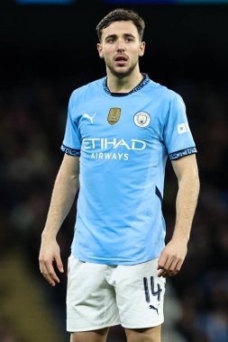 Manchester City 'den Nico Gonzlez, Birleşik Krallık Etihad Stadyumu' nda oynanan 5. Raund Manchester City - Plymouth Argyle maçı sırasında 1 Mart 2025