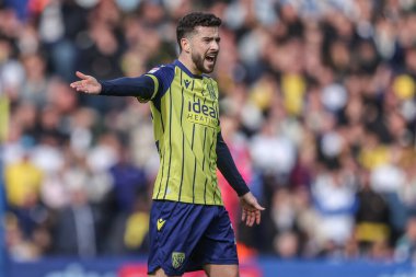 West Bromwich Albion 'dan Mikey Johnston takımına Sky Bet Şampiyonası maçında Leeds United ile West Bromwich Albion arasında 1 Mart 2025' te Elland Road, Leeds, İngiltere