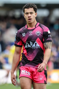 Castleford Tigers takımından Daejarn Asi, 2 Mart 2025 tarihinde Leeds Stadyumu 'nda oynanan Betfred Süper Lig 3. tur karşılaşmasında Leeds Gergedan Castleford Tigers' a karşı.