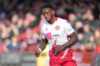 Stevenage takımından Brandon Hanlan, 1 Mart 2025 'te Stevenage - Huddersfield Town maçı sırasında Lamex Stevenage, İngiltere' de oynandı.