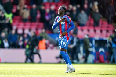 Kristal Saray 'dan Romain Esse, 1 Mart 2025 tarihinde İngiltere' nin başkenti Londra 'daki Selhurst Park' ta oynanan 5.