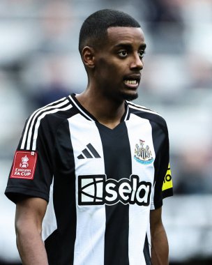 Newcastle United takımından Alexander Isak, Birleşik Krallık 'ın Newcastle şehrinde 2 Mart 2025 tarihinde oynanan 5. tur Newcastle United, Brighton ve Hove Albion maçında