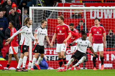 Fulham 'dan Calvin Bassey, Birleşik Krallık' ın Old Trafford, Manchester, İngiltere 'de oynanan 5. Raund Manchester United - 5.