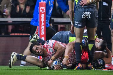 Leigh Leopards takımından Umyla Hanley 28 Şubat 2025 'te Leigh Spor Köyü, Leigh, İngiltere' de oynanan Betfred Süper Lig 3. tur maçında Leigh Leopards ve Catalans Dragons maçına gidiyor.