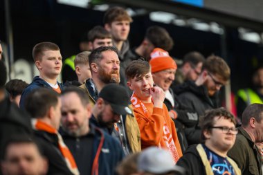 Blackpool taraftarları 1 Mart 202 'de Stockport County ile Blackpool maçında Edgeley Park Stadyumu' nda karşı karşıya geldiler.