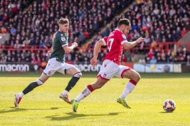Wrexham AFC 'den Ryan Longman, Wrexham-Bolton Wanderers maçında SToK Cae Ras, Wrexham, İngiltere 1 Mart 2025