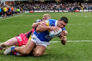 Leeds Rhinos takımından Ryan Hall, 2 Mart 2025 tarihinde Leeds Stadyumu 'nda oynanan Betfred Süper Lig 3. tur karşılaşmasında Leeds Rhinos ve Castleford Tigers maçına gidiyor.