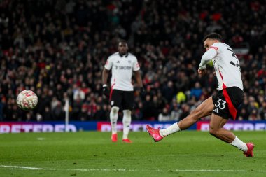 Fulham 'dan Antonee Robinson, 2 Mart 2025 tarihinde Birleşik Krallık' ın Old Trafford kentinde oynanan 5.